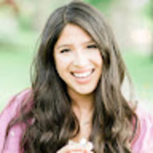 Meet your Posher, Julissa